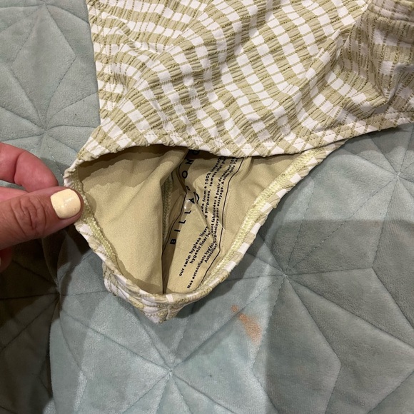 NWT Billabong meet your matcha THREE piece bikini - Picture 3 of 15